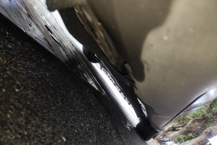 Used BYD e9 2021 Business Edition Chassis Rear Right