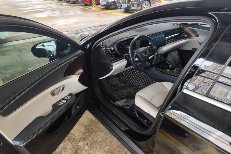 Used BYD e9 2021 Business Edition Driver Seat