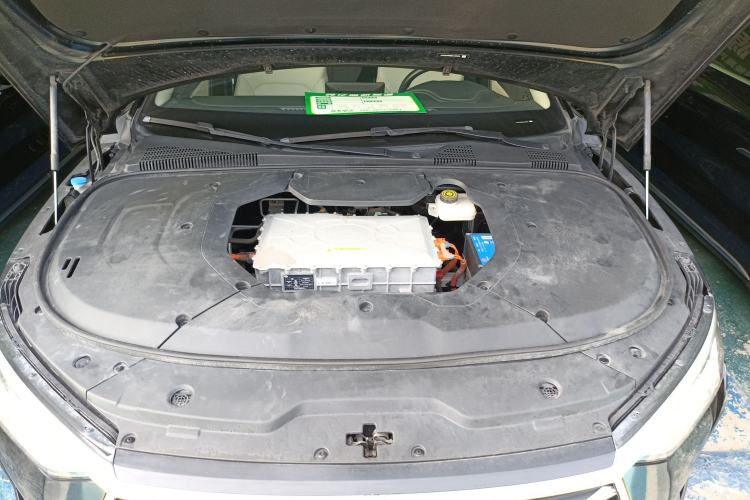 Used BYD e9 2021 Business Edition Engine Bay