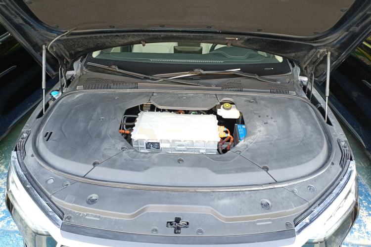 Used BYD e9 2021 Business Edition Engine Bay