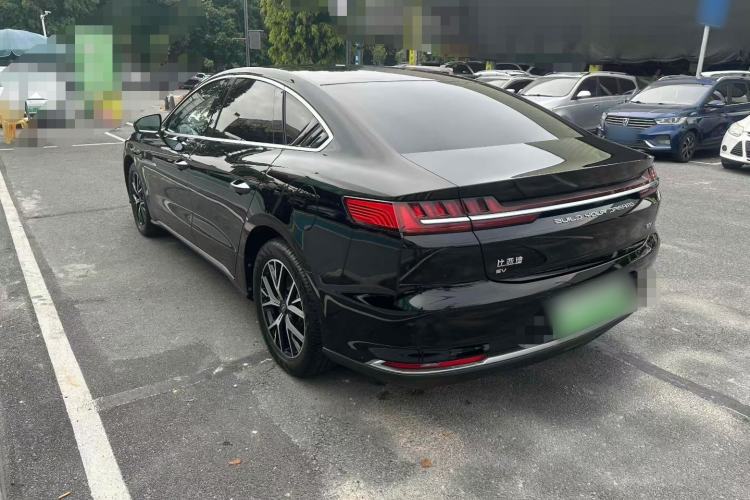 Used BYD e9 2021 Business Edition Exterior 7