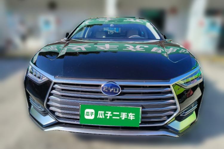 Used BYD e9 2021 Business Edition Front