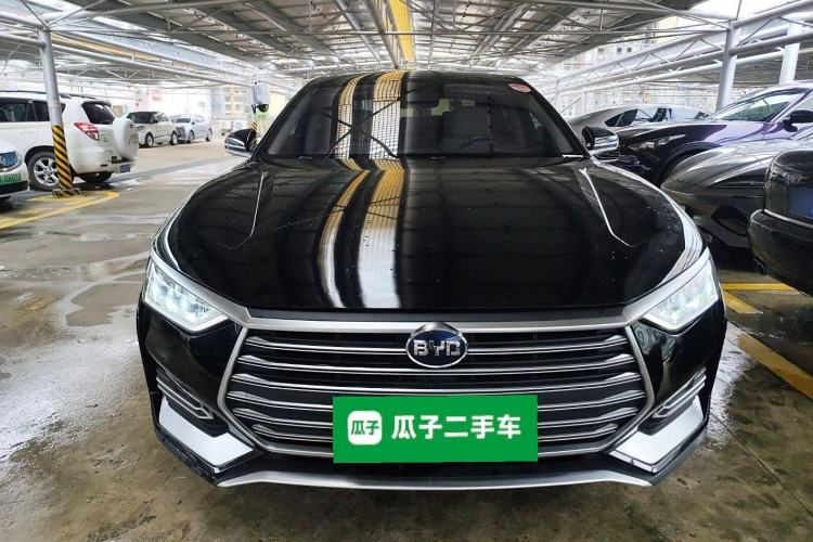Used BYD e9 2021 Business Edition Front