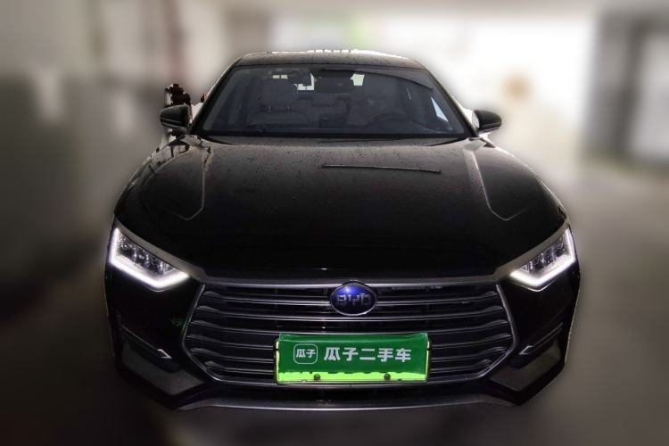 Used BYD e9 2021 Business Edition Front