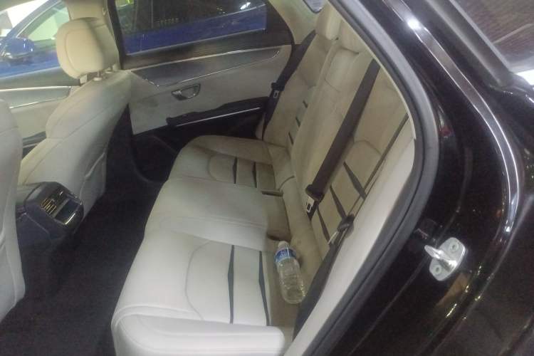 Used BYD e9 2021 Business Edition Left Rear Seat