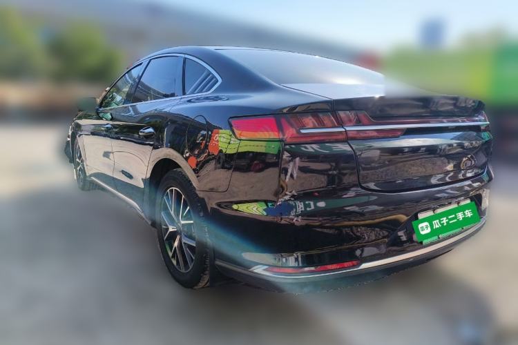 Used BYD e9 2021 Business Edition Rear Left 45 Deg