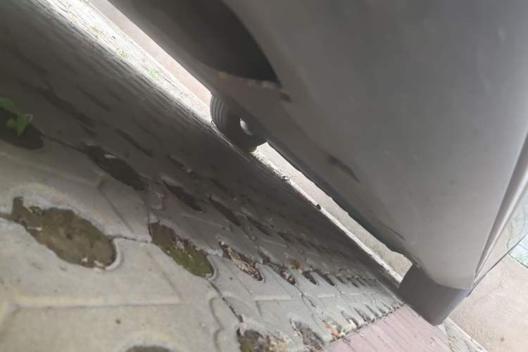 Used BYD e9 2022 Business Edition Chassis Front Left