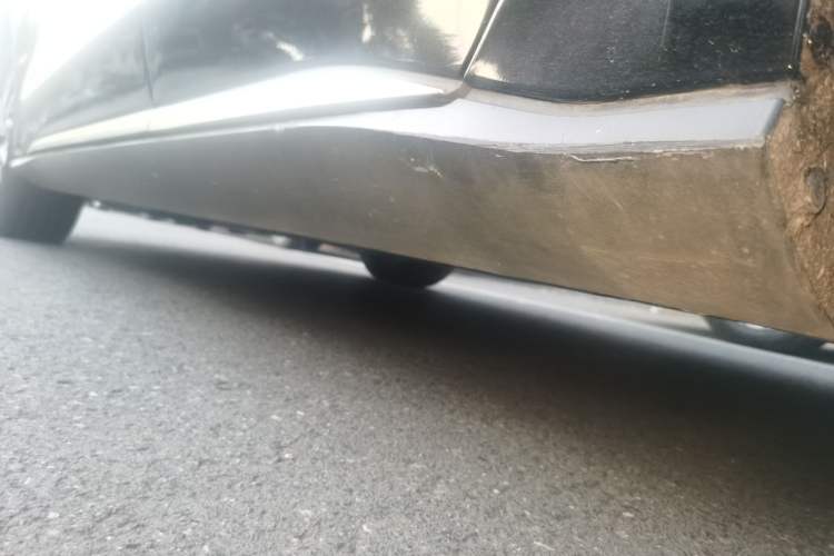 Used BYD e9 2022 Business Edition Chassis Rear Left