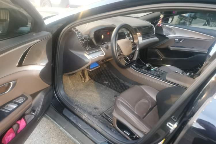 Used BYD e9 2022 Business Edition Driver Seat
