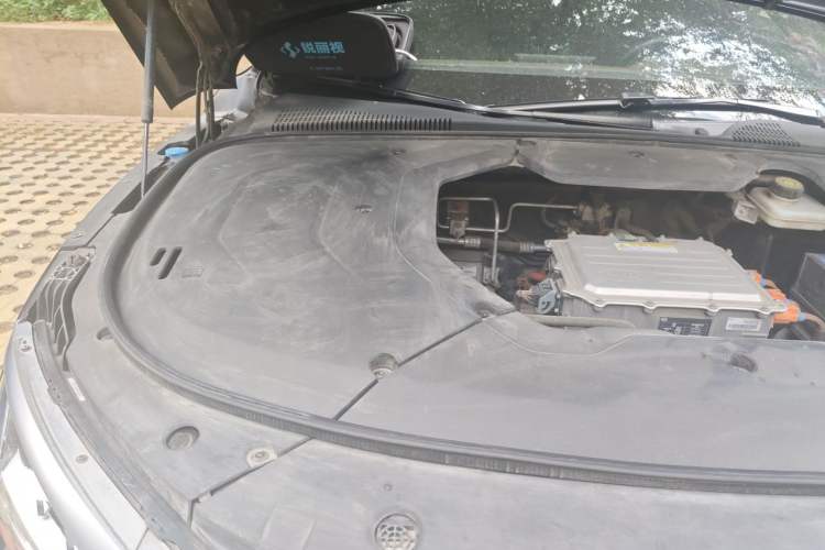 Used BYD e9 2022 Business Edition Engine Bay Right