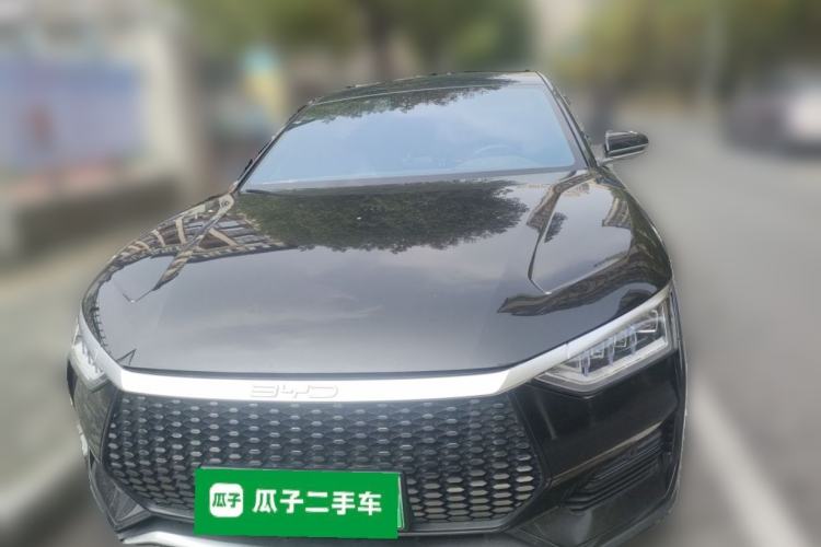 Used BYD e9 2022 Business Edition Front