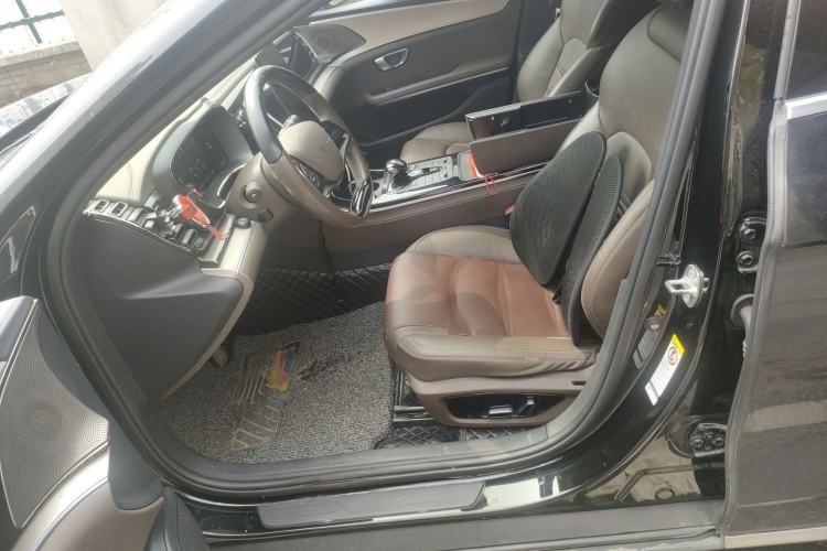 Used BYD e9 2022 Business Edition Left Front Seat