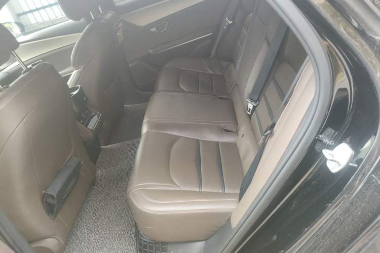 Used BYD e9 2022 Business Edition Left Rear Seat