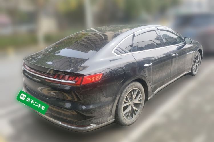 Used BYD e9 2022 Business Edition Rear Right 45 Deg