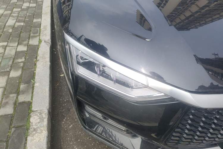 Used BYD e9 2022 Business Edition Right Front Headlight