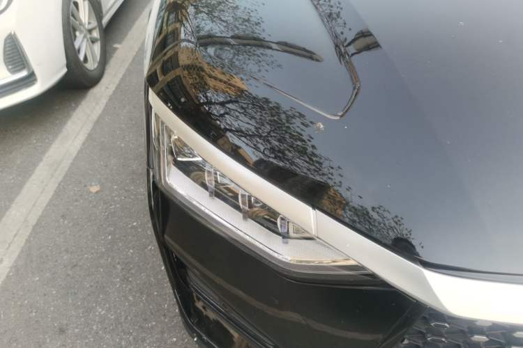 Used BYD e9 2022 Business Edition Right Front Headlight