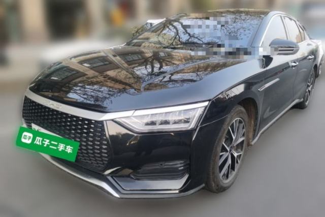 Used BYD e9 2022 Business Edition