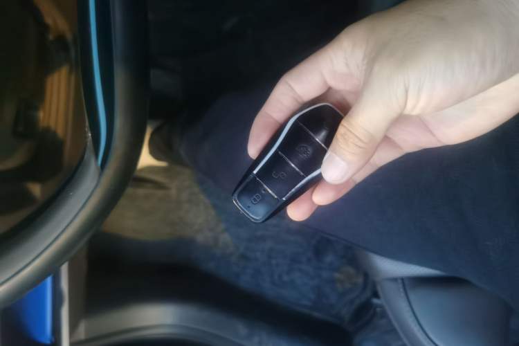Used BYD e9 2022 Business Edition Vehicle Key
