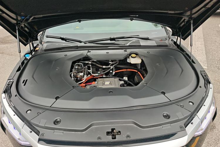 Used BYD e9 2025 Model 506 Luxury Version Engine Bay