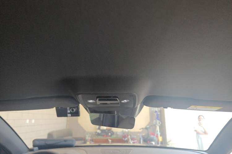 Used BYD e9 2025 Model 506 Luxury Version Headliner