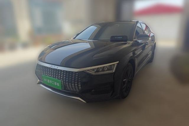 Used BYD e9 2025 Model 506 Luxury Version