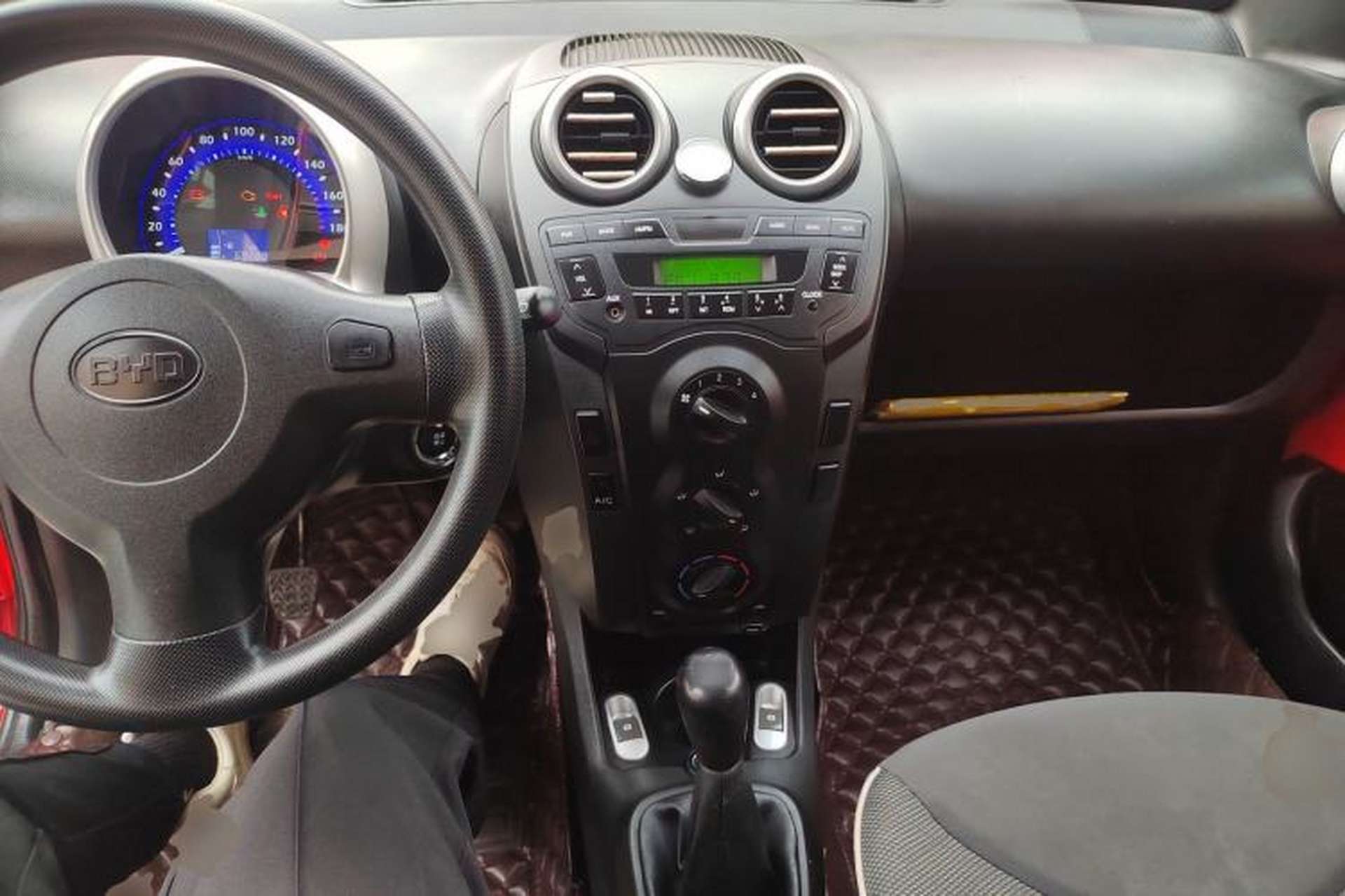 Used BYD F0 2015 1.0L XuanKu Model Center Console