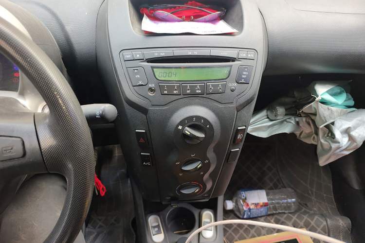 Used BYD F0 2010 Shangkui Patriotic Edition 1.0L XuanKu Model Audio And AC Panel