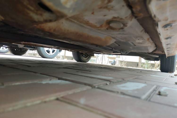 Used BYD F0 2010 Shangkui Patriotic Edition 1.0L XuanKu Model Chassis Front Left