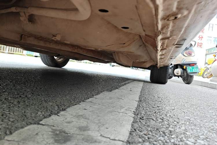 Used BYD F0 2010 Shangkui Patriotic Edition 1.0L Yuexue Model Chassis Rear Right