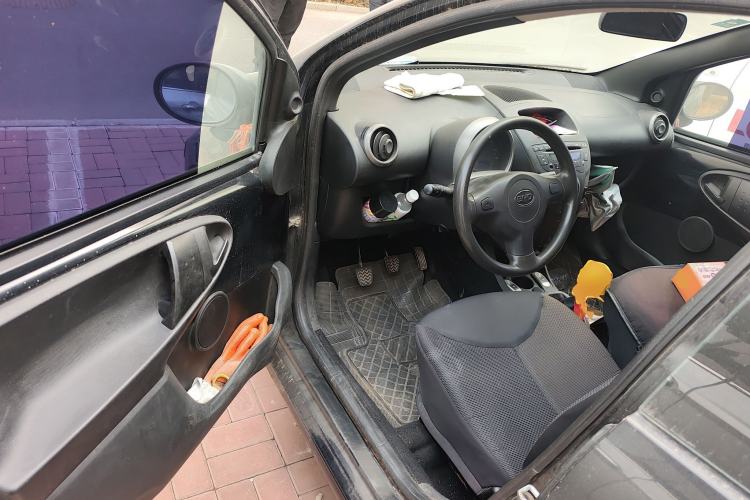 Used BYD F0 2010 Shangkui Patriotic Edition 1.0L XuanKu Model Driver Seat