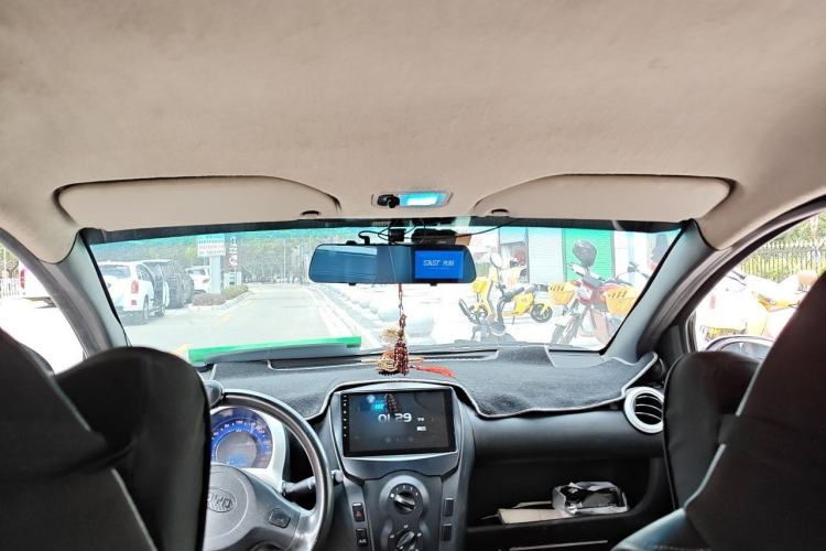 Used BYD F0 2010 Shangkui Patriotic Edition 1.0L Yuexue Model Headliner