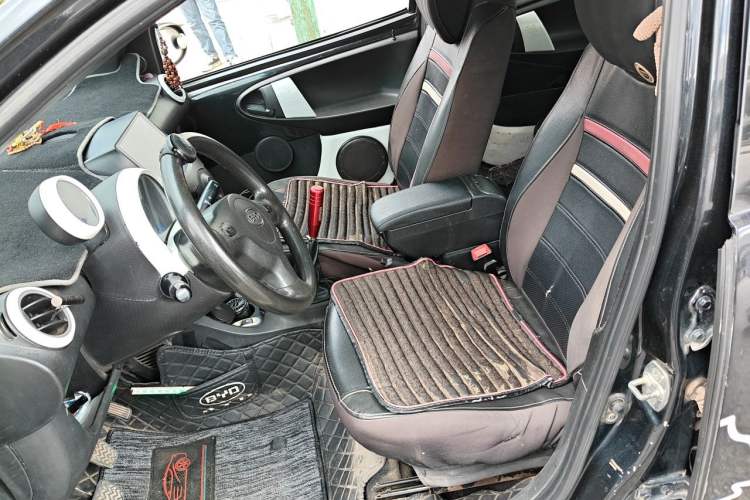 Used BYD F0 2010 Shangkui Patriotic Edition 1.0L Yuexue Model Left Front Seat