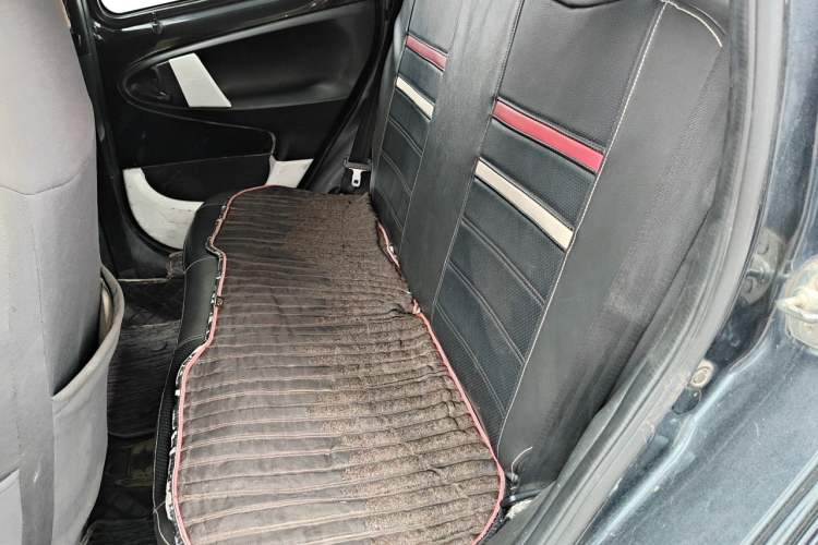 Used BYD F0 2010 Shangkui Patriotic Edition 1.0L Yuexue Model Left Rear Seat