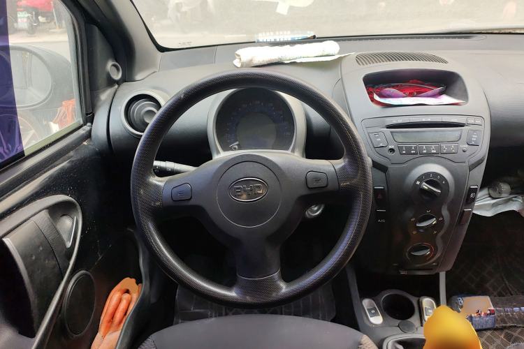 Used BYD F0 2010 Shangkui Patriotic Edition 1.0L XuanKu Model Steering Wheel