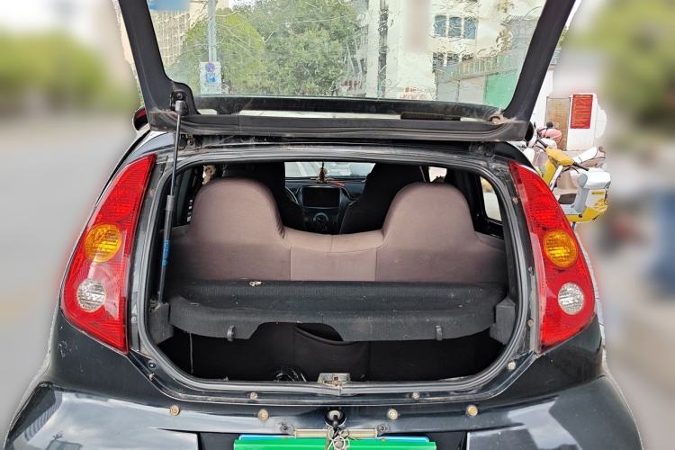 Used BYD F0 2010 Shangkui Patriotic Edition 1.0L Yuexue Model Trunk