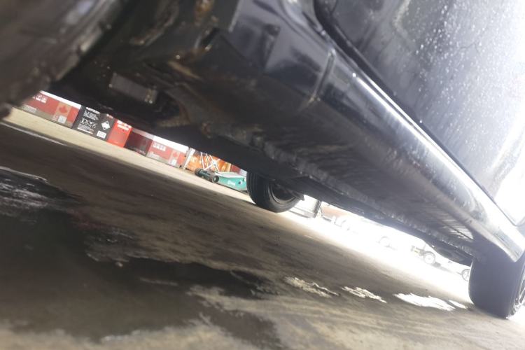 Used BYD F0 2011 Shangku Edition 1.0L Yuexiu Model Chassis Front Left