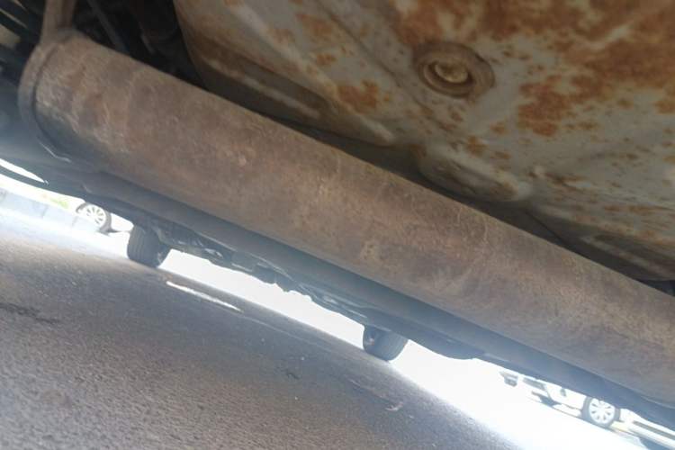 Used BYD F0 2011 Shangku Edition 1.0L XuanKu Model Chassis Rear