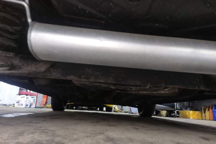 Used BYD F0 2011 Shangku Edition 1.0L Yuexiu Model Chassis Rear