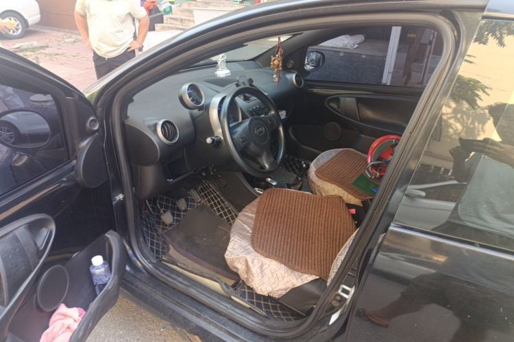 Used BYD F0 2011 Shangku Edition 1.0L XuanKu Model Driver Seat