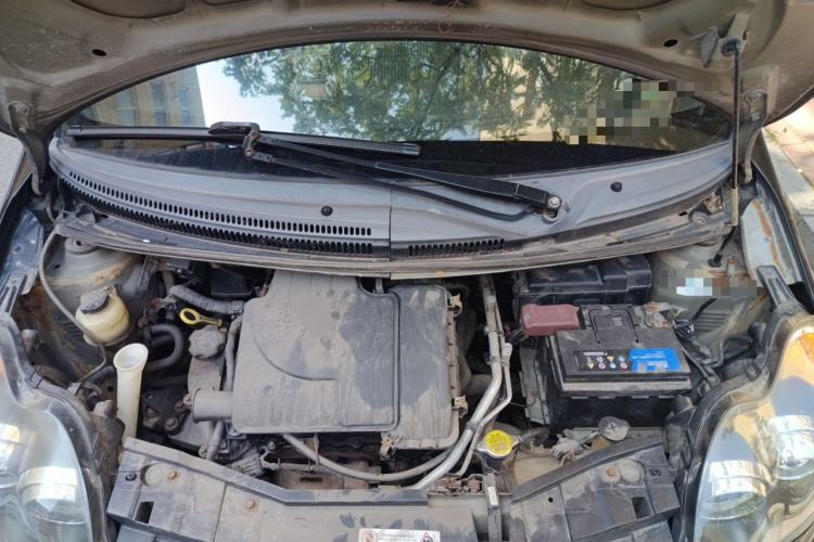 Used BYD F0 2011 Shangku Edition 1.0L XuanKu Model Engine Bay