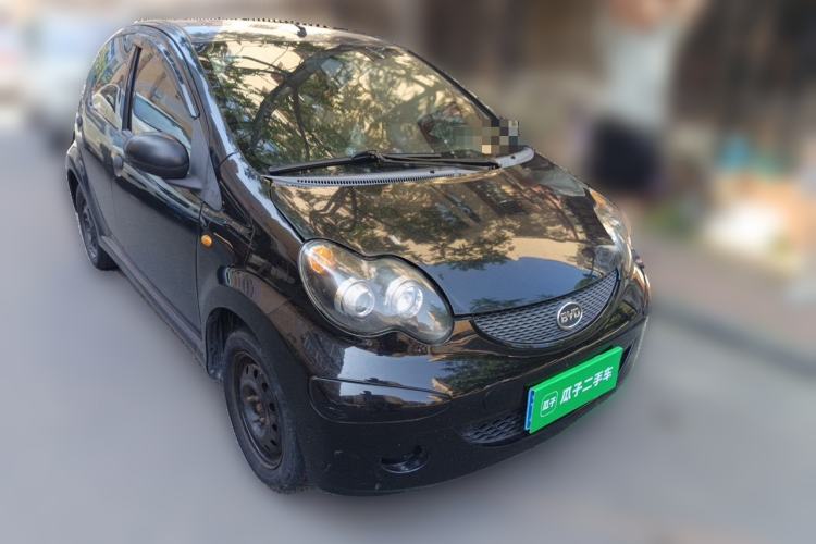 Used BYD F0 2011 Shangku Edition 1.0L XuanKu Model Front Right 45 Deg