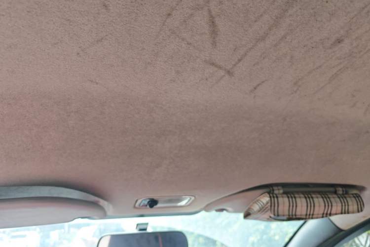 Used BYD F0 2011 Shangku Edition 1.0L XuanKu Model Headliner