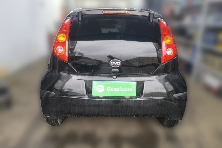 Used BYD F0 2011 Shangku Edition 1.0L Yuexiu Model Rear
