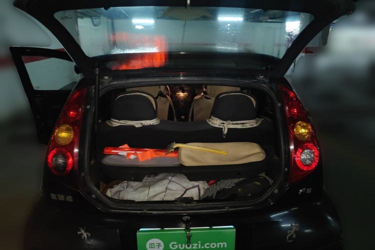 Used BYD F0 2011 Shangku Edition 1.0L XuanKu Model Trunk