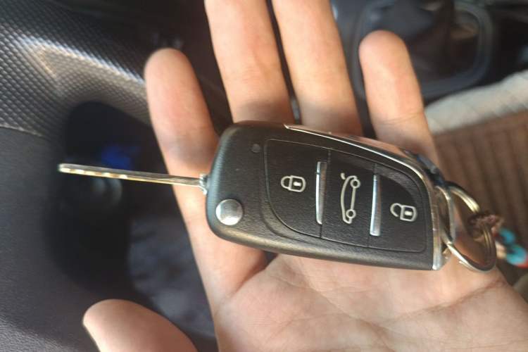 Used BYD F0 2011 Shangku Edition 1.0L XuanKu Model Vehicle Key