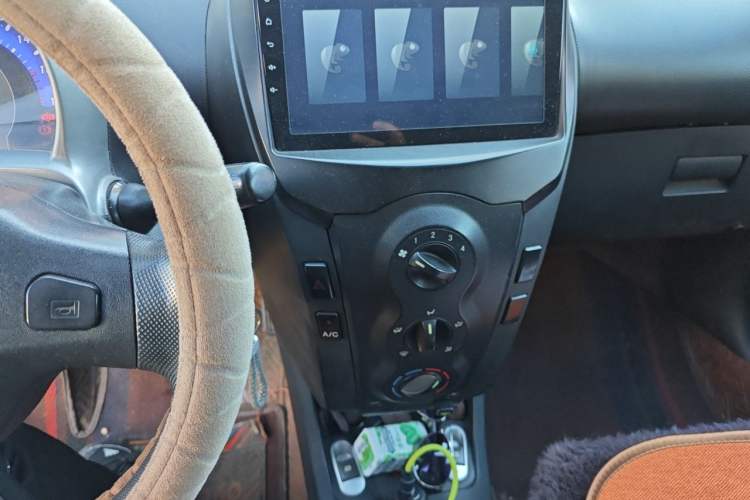 Used BYD F0 2011 Shangku Edition 1.0L Yuexiu Model Audio And AC Panel