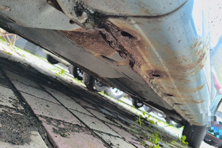 Used BYD F0 2011 Shangku Edition 1.0L XuanKu Model Chassis Front Left