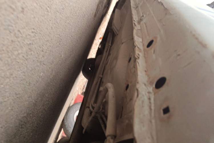 Used BYD F0 2011 Shangku Edition 1.0L Yuexiu Model Chassis Rear Right