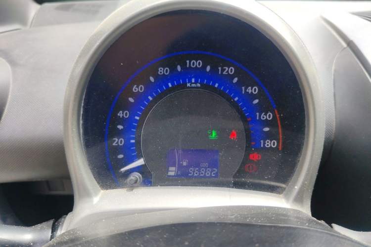 Used BYD F0 2011 Shangku Edition 1.0L XuanKu Model Instrument Cluster