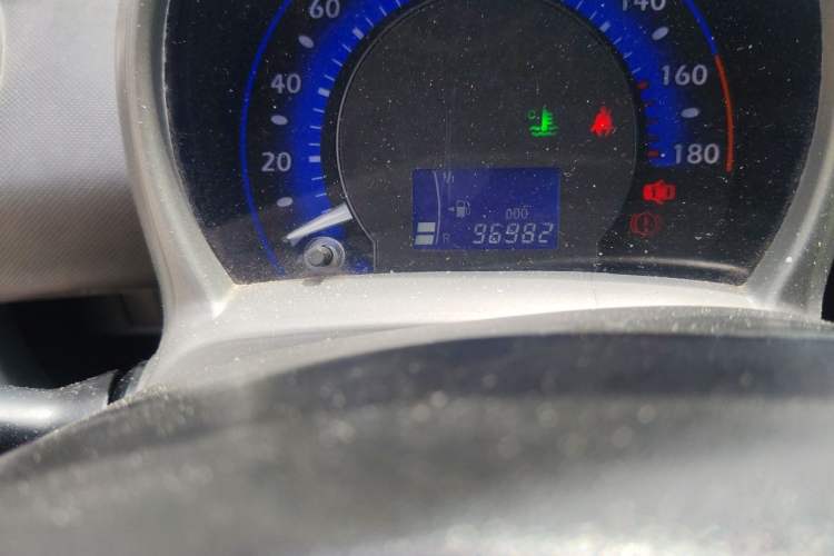 Used BYD F0 2011 Shangku Edition 1.0L XuanKu Model Odometer Close Up